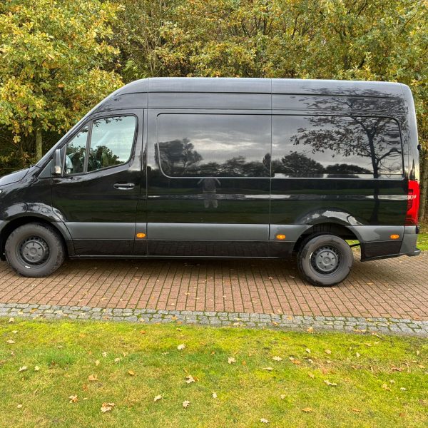 WhatsApp Image 2025-11-16 at 12.52.44 (2)